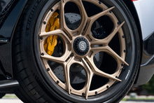 Load image into Gallery viewer, Strasse Wheels Carbon Fiber Center Lock Caps