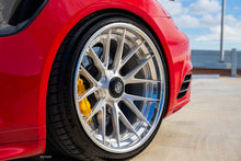 Load image into Gallery viewer, Strasse Wheels Carbon Fiber Center Lock Caps